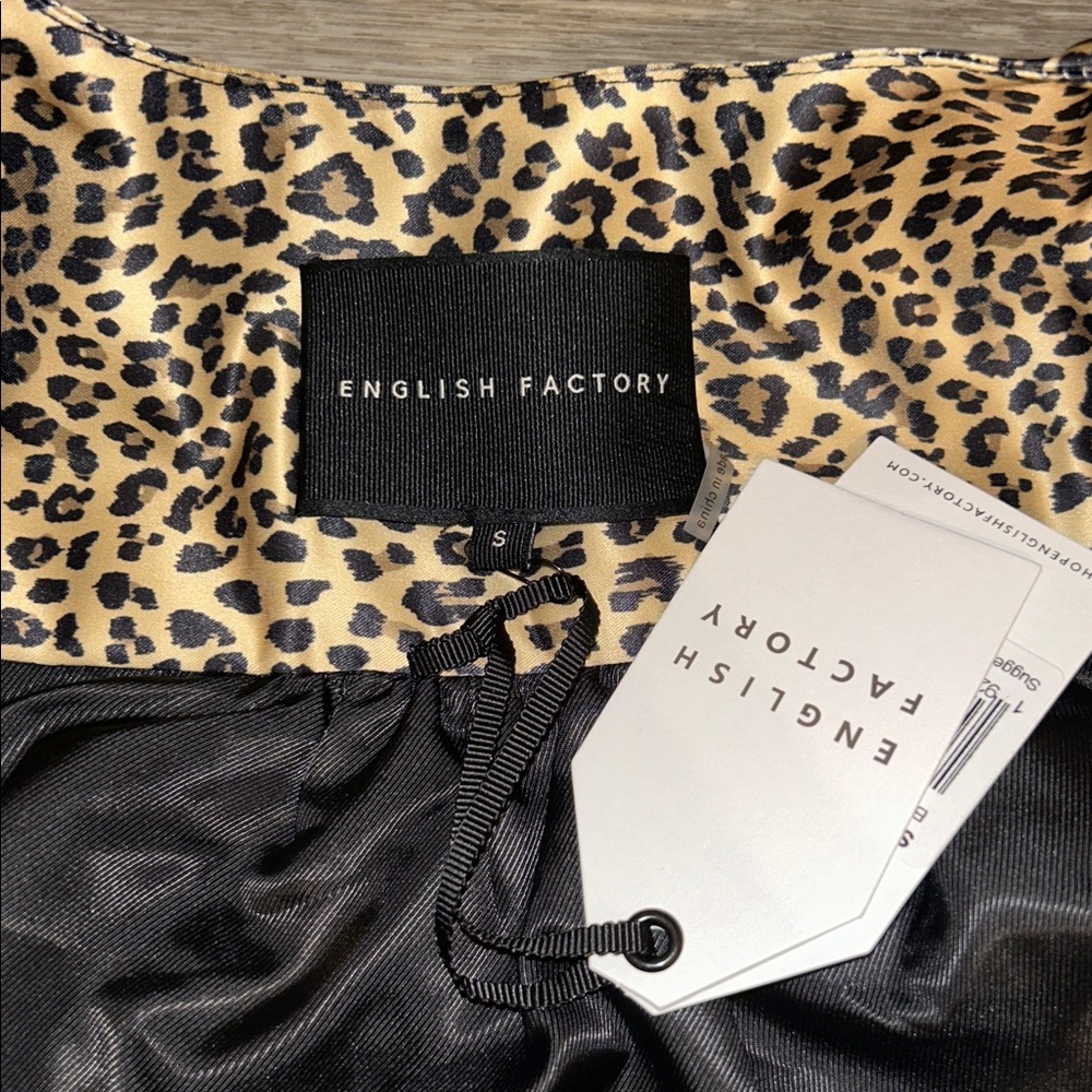 English Factory Animal Print Puff Sleeve Blouse - Picture 11 of 14